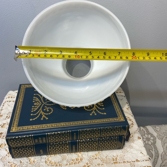 Currier And Ives Milk Glass Oil Lamp With Hobnail Shade Farm Scene Vintage - Picture 13 of 13